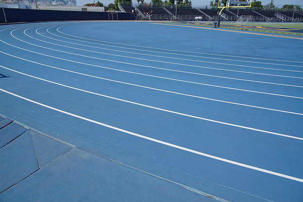 01-Stadium-Track