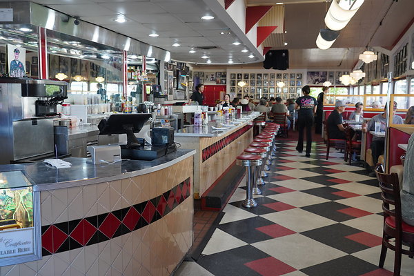 galaxy-diner-055