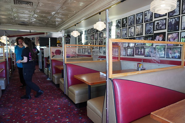 galaxy-diner-008