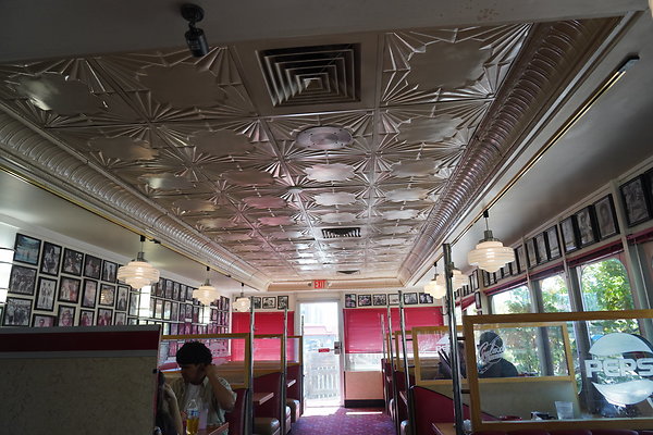 galaxy-diner-017